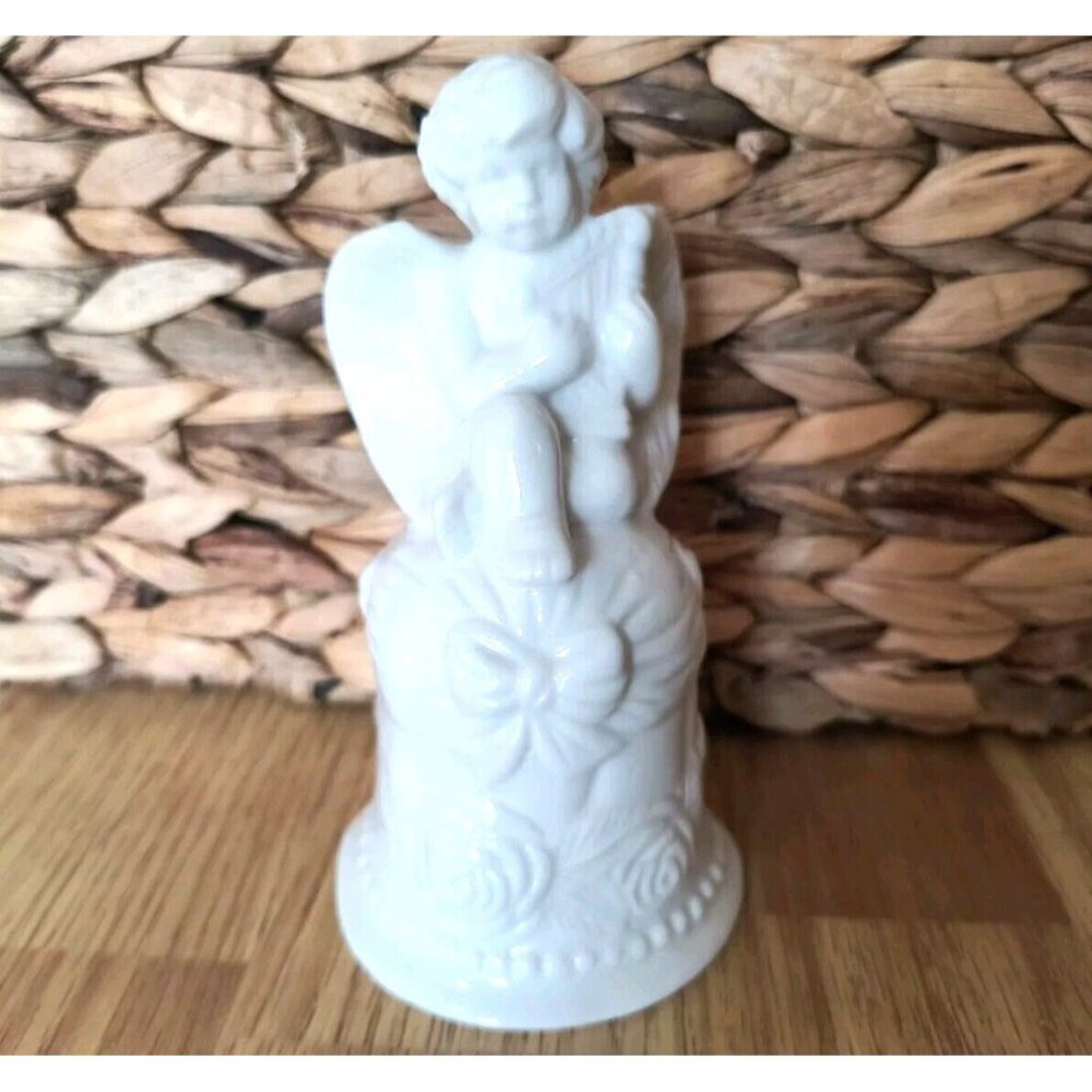 Vintage Porcelain Angel Cherub Bell w/Harp, Bows and Roses, EUC